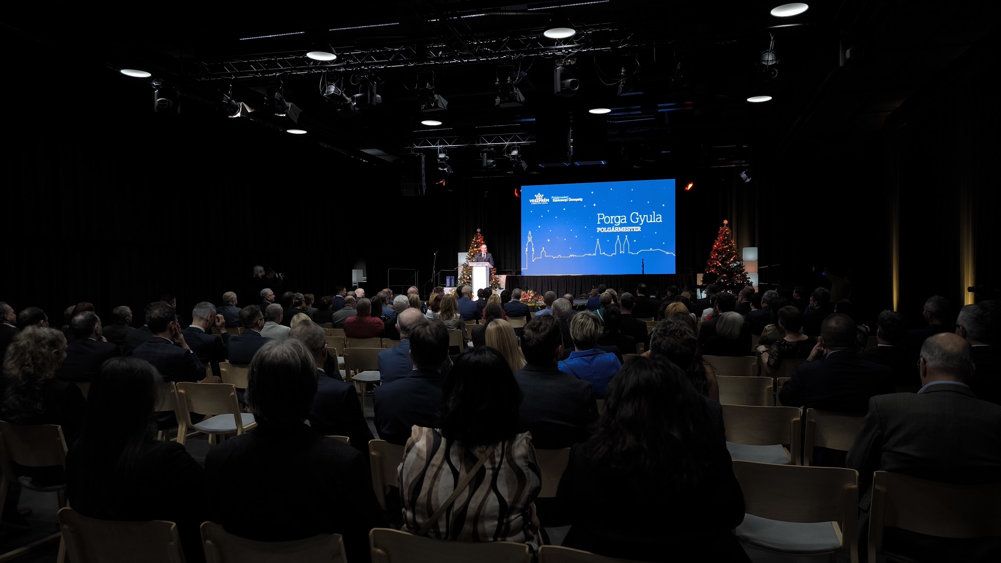 porga-gyula-karacsony.jpg