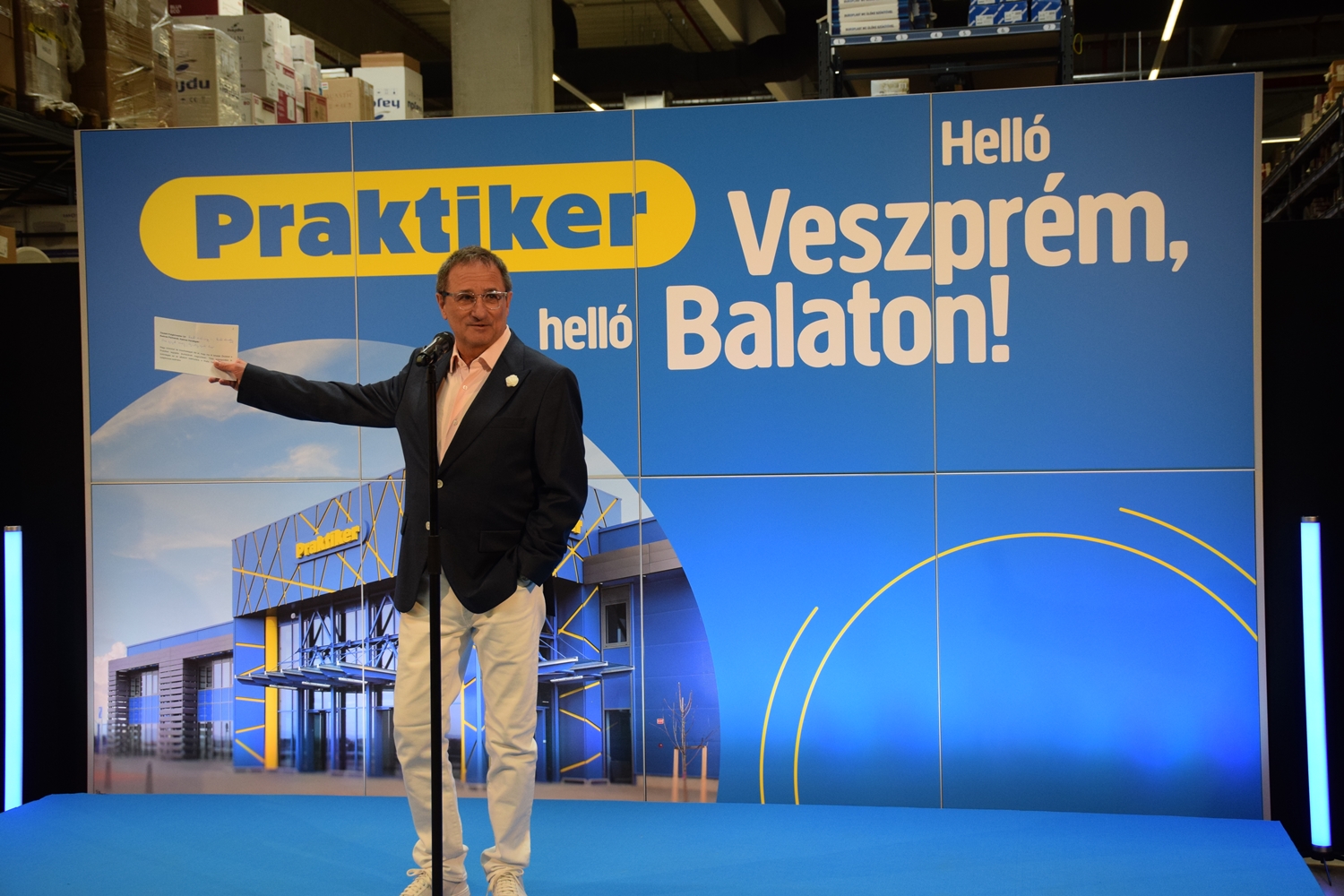 praktiker-nyito-01.JPG